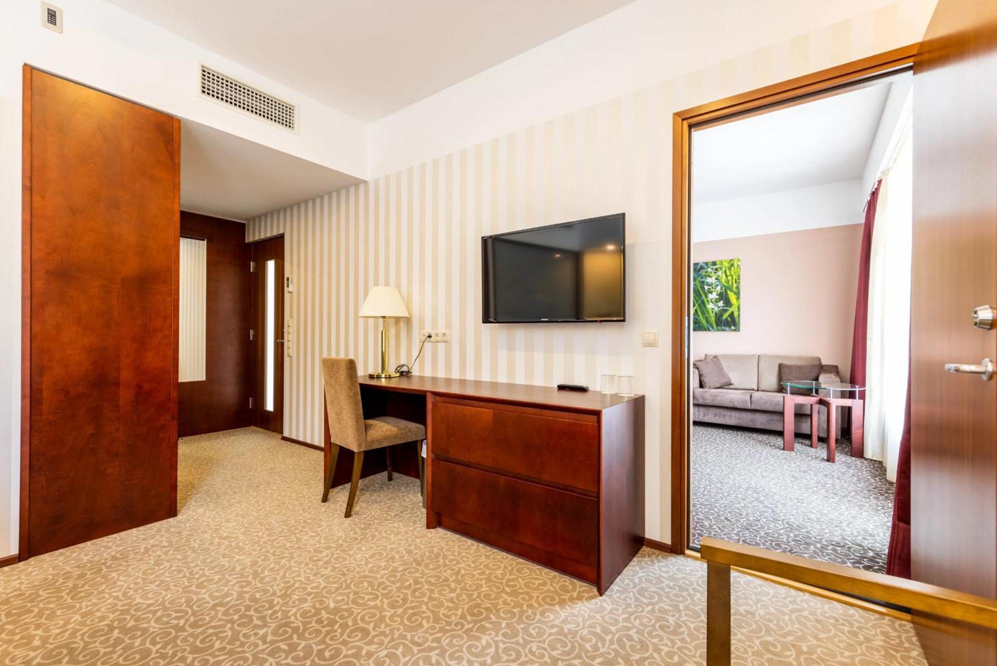 Saaremaa Rannahotell ' Beach Hotel Mändjala エクステリア 写真